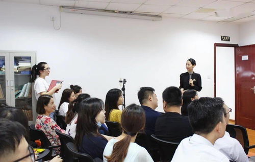 以禮儀為服務(wù)添翼，塑造卓越職場(chǎng)形象